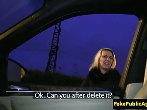 Három szőrös pinák d ...