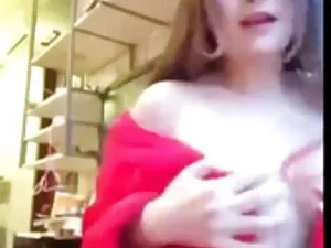 Kaylee szörös pinák  ...