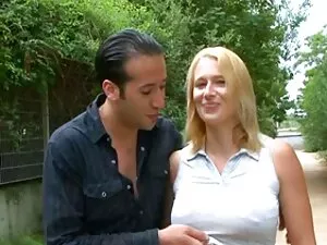 Latin őreg szőrős pi ...