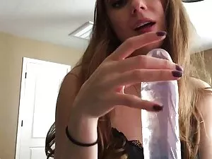 Maya Kendrick-elnémí ...